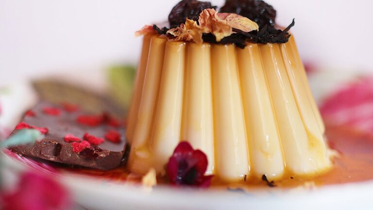 Petits pots de crème au caramel beurre salé avec fleur de sel