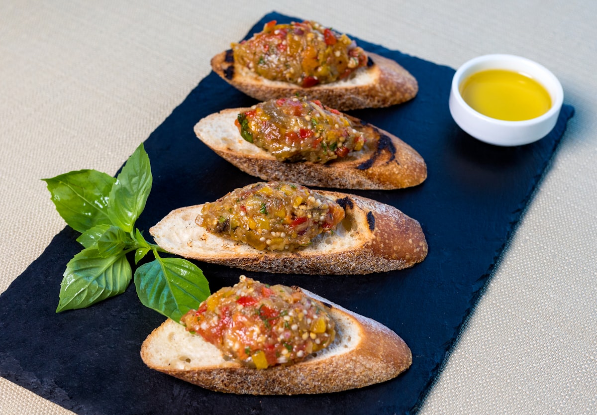 Fougasse provençale aux olives noires et herbes